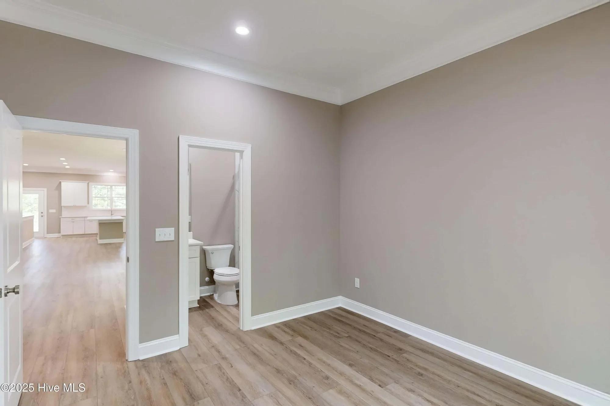 Gallery photo 4
