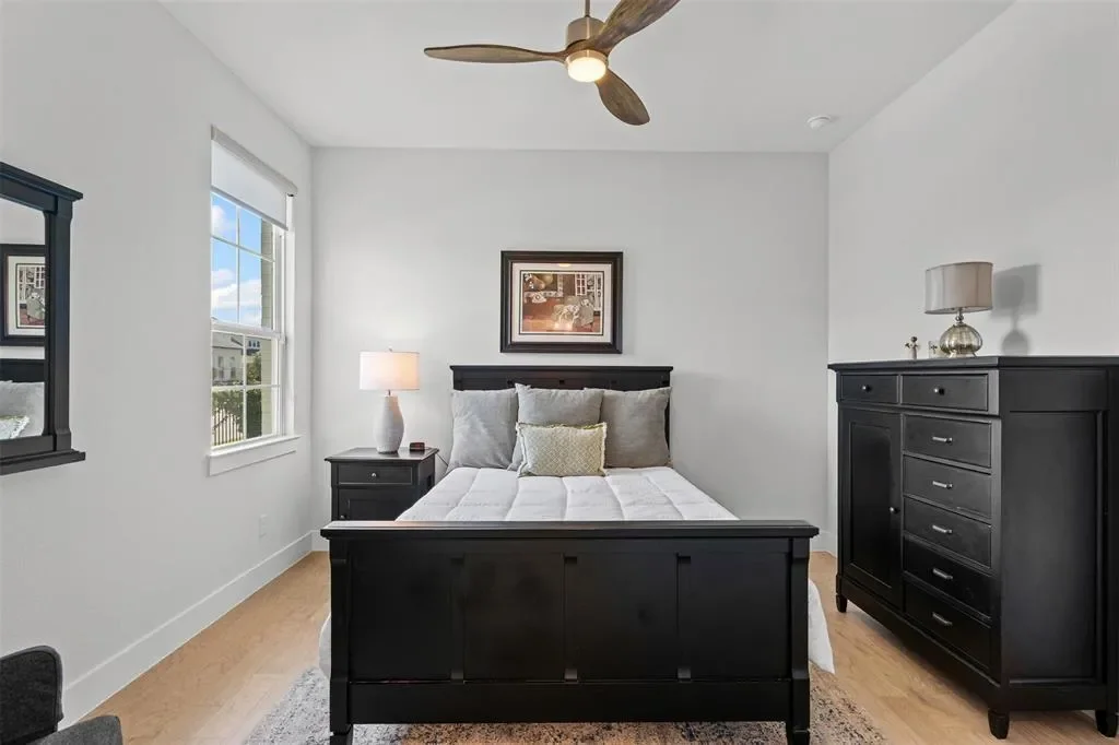14201 Chamberlain Court, Fort Worth, Texas, United States. - Photo 18