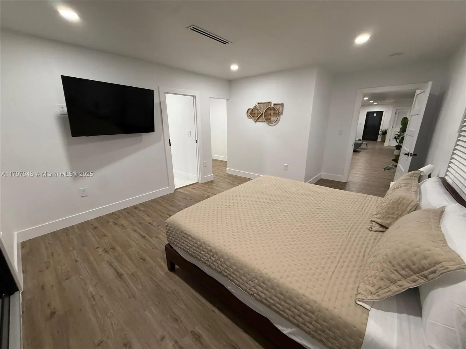 2918 SW 2nd St, Miami, Florida, United States. - Photo 2