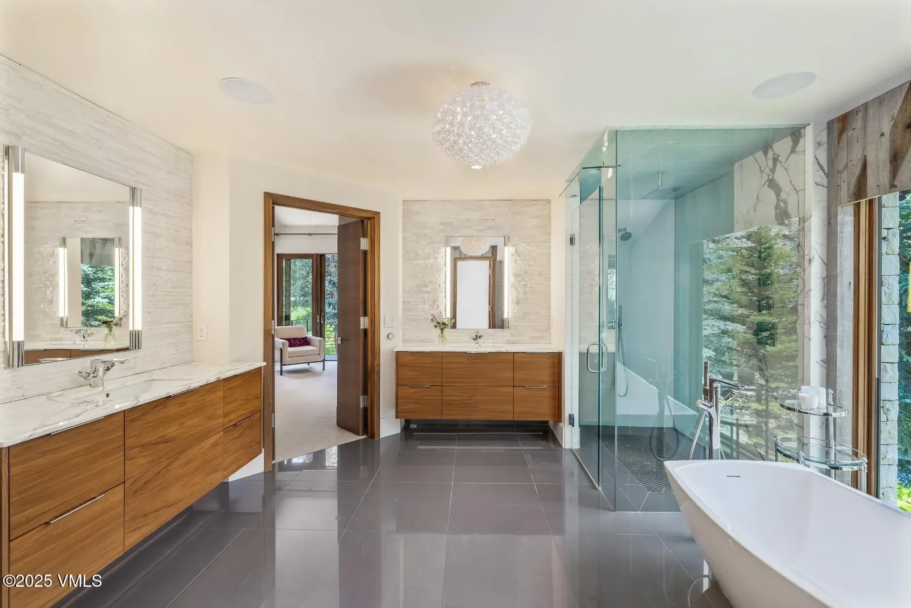 2764 S Frontage Road, Vail, Colorado, United States. - Photo 15