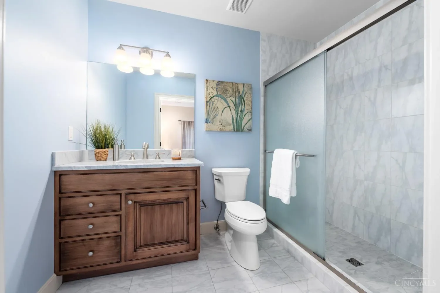8765 Old Indian Hill Road, Cincinnati, OH 45243, Cincinnati, Ohio, United States. - Photo 46