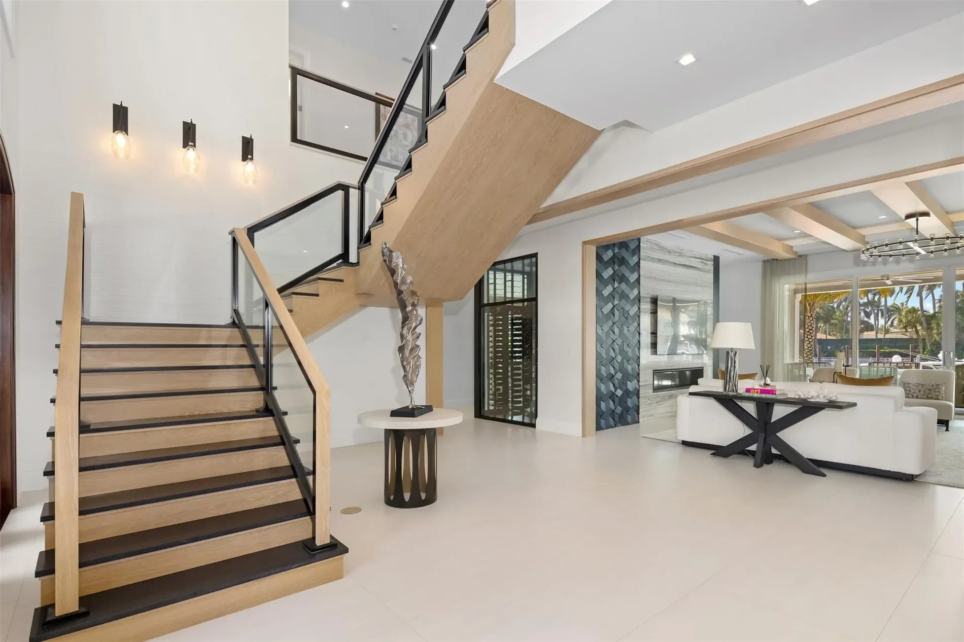 2520 Del Lago Dr, Fort Lauderdale, Florida, United States. - Photo 29