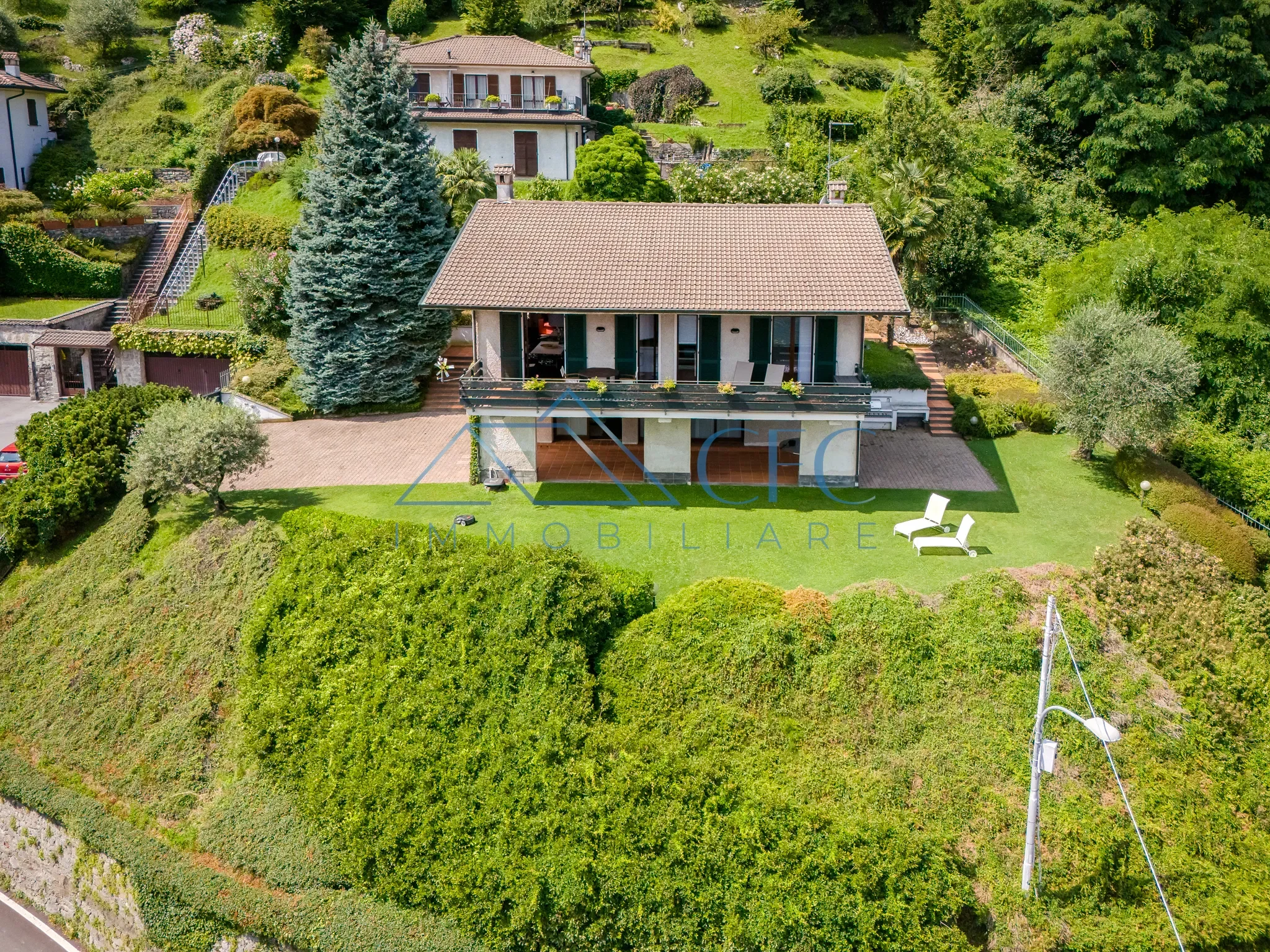 Exterior photo 11