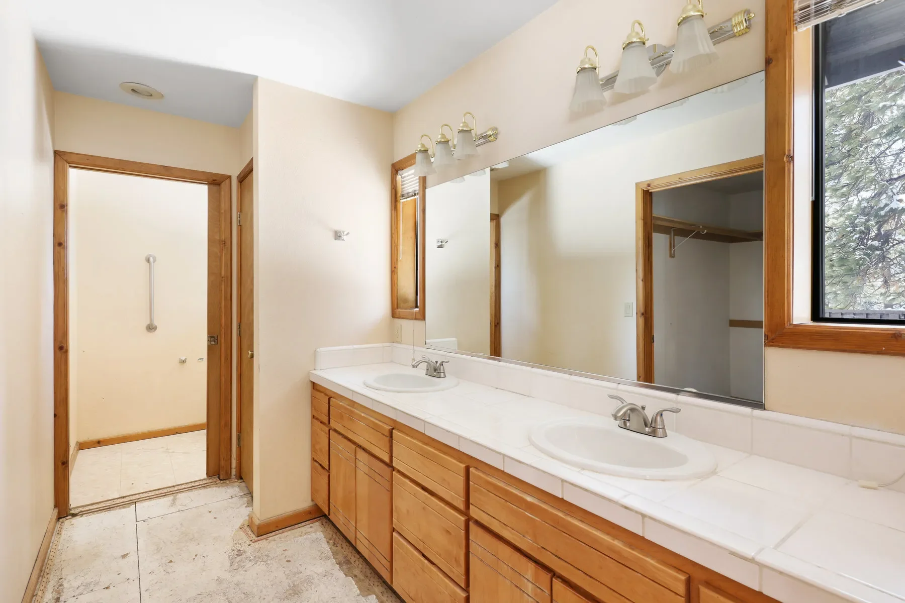 3096 North Lake Blvd, Tahoe City, CA 96145, Tahoe City, California, United States. - Photo 17