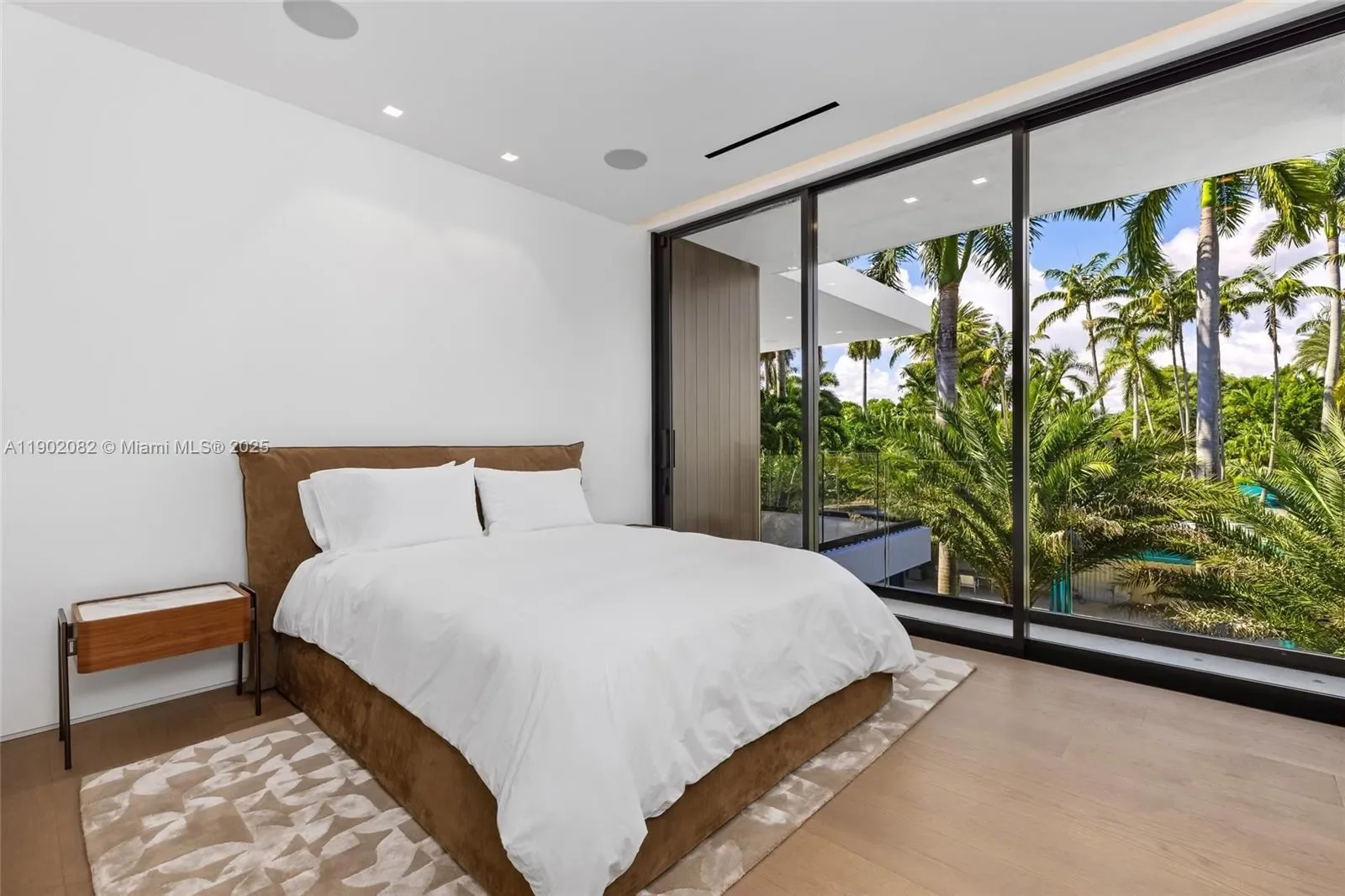 1800 W 27th St, Miami Beach, Florida, United States. - Photo 37
