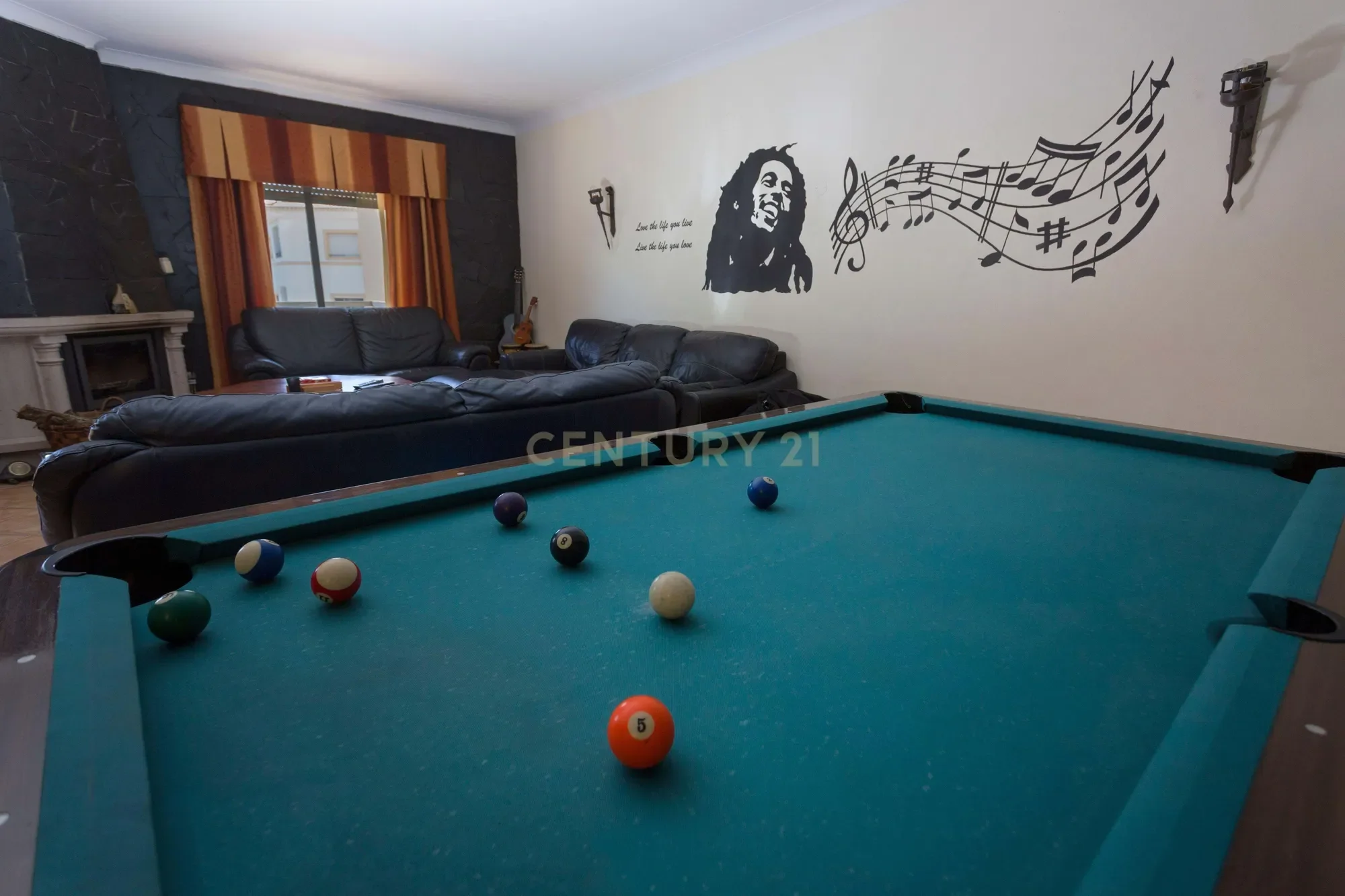 Gallery photo 5