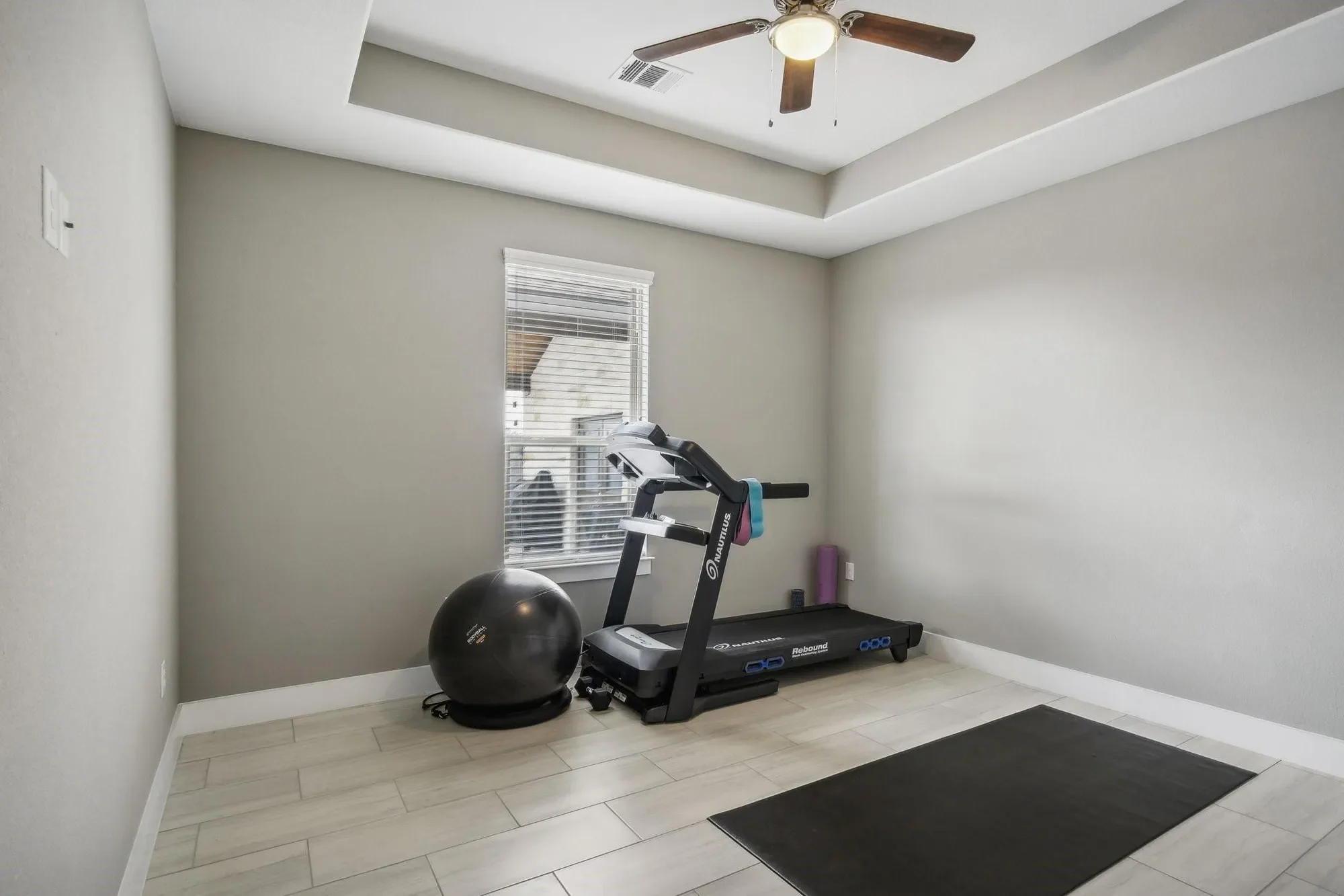 281 Chisholm TRL, Bastrop, Texas, United States. - Photo 26