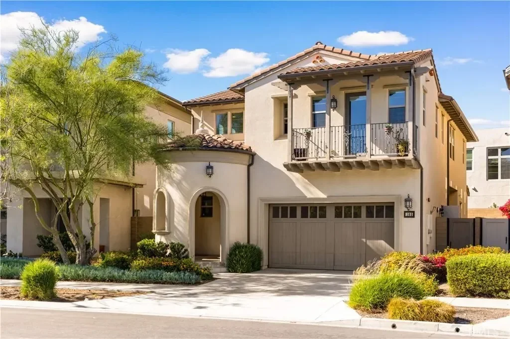 105 newall, Irvine, California, United States. - Photo 6