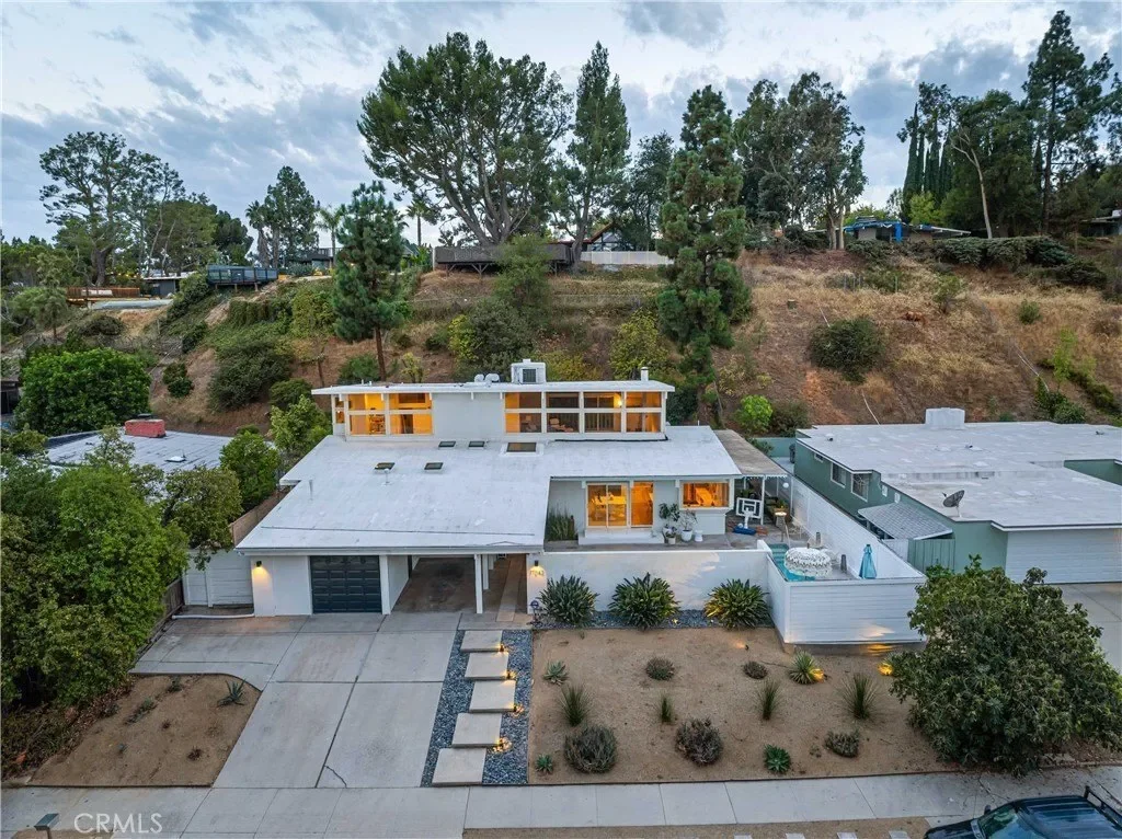17042 Lisette, Granada Hills, CA, 91344, USA, Los Angeles, California, United States. - Photo 34
