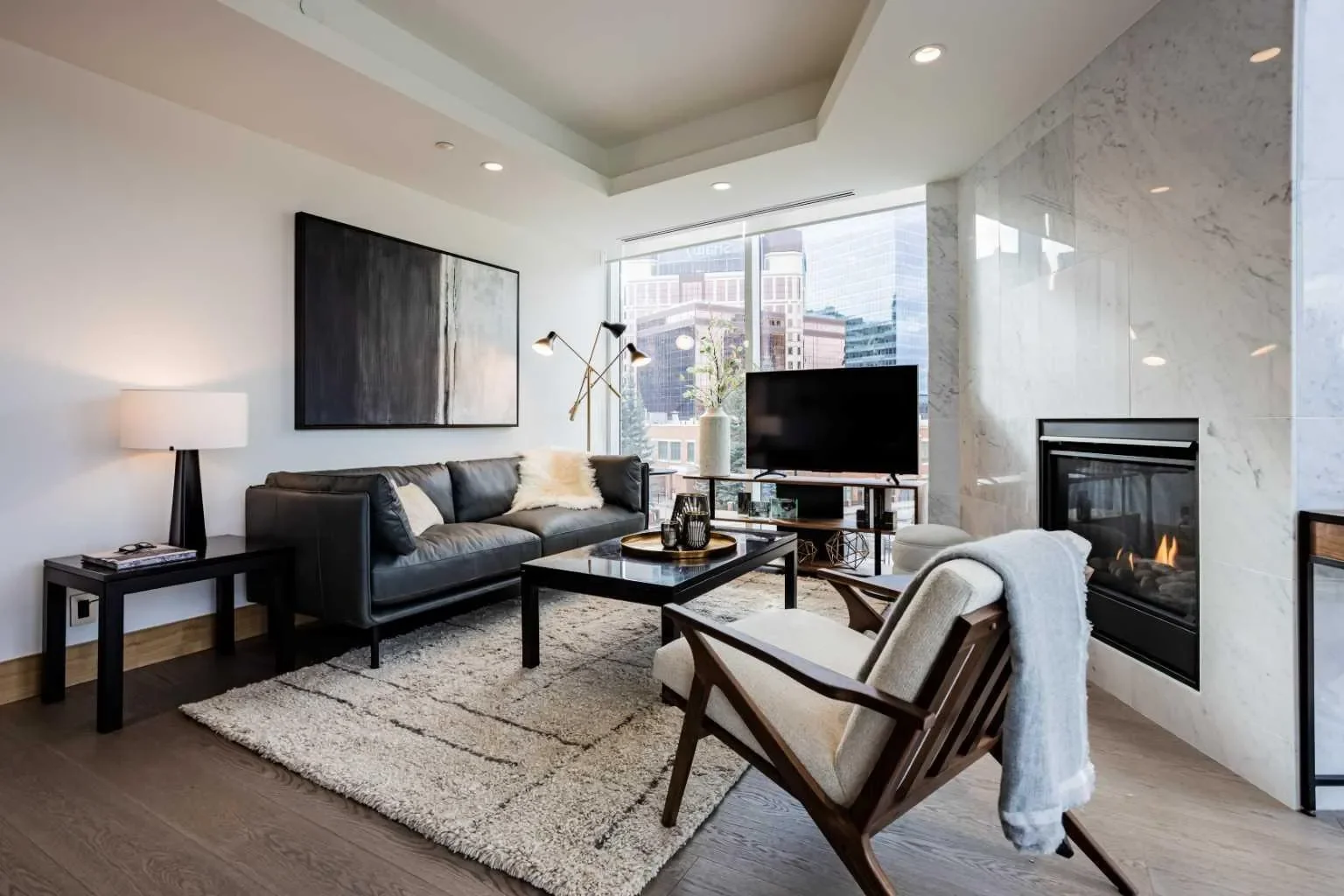 738 1 Avenue SW 301, Calgary, Alberta, Canada. - Photo 10