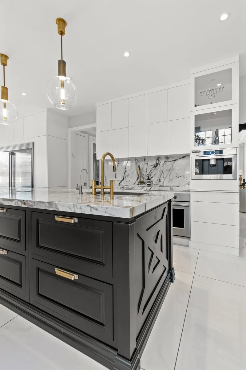 702 Av. Hartland, Montréal, Quebec, Canada. - Photo 10