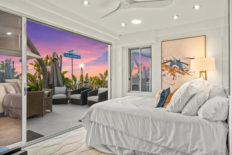 2999 Ocean Front Walk 1, San Diego, California, United States. - Photo 34
