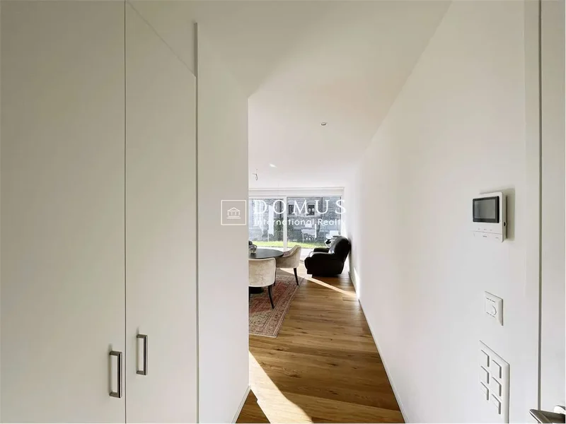 Central, spacious and modern 2.5-room apartment