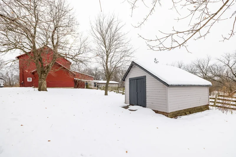 39520 N Kilbourne Road, Wadsworth, Illinois, United States. - Photo 42