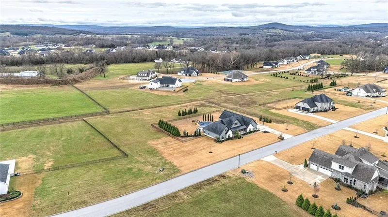 1089 River Hollow Road, Fayetteville, AR 72703, Fayetteville, Arkansas, United States. - Photo 50