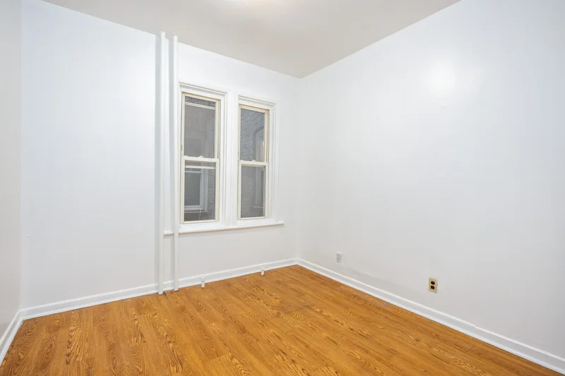3496 Fort Independence Street, Bronx, NY 10463, New York, New York, United States. - Photo 14
