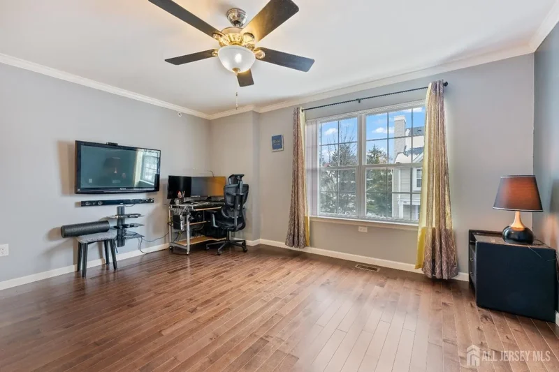 2 Guisborough Way, Edison, NJ 08820, Metuchen, New Jersey, United States. - Photo 2