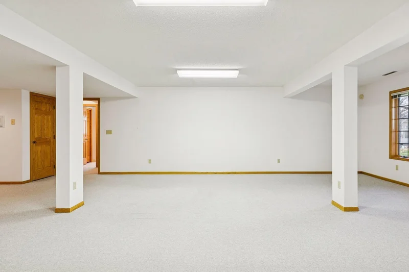 703 Wesley Ln, Mendota Heights, MN 55118, West Saint Paul, Minnesota, United States. - Photo 62