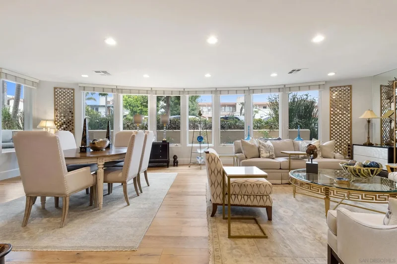 Condominium in La Jolla