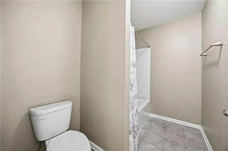 2002 Blossom Hill Drive, Milton, Georgia, United States. - Photo 27