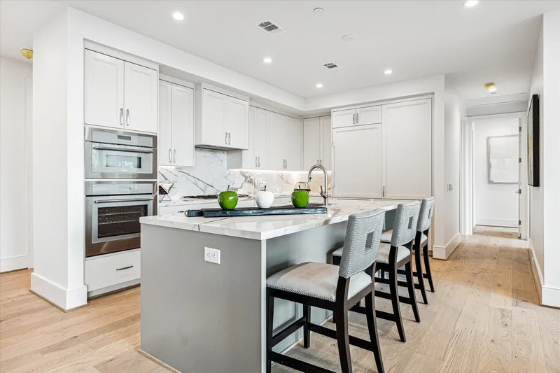 5656 San Felipe Street, Houston, Texas, United States. - Photo 31
