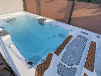 Thumbnail 49