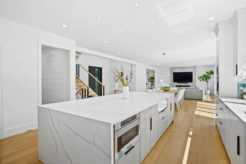 Magnificent Home on a Private Cul-de-Sac