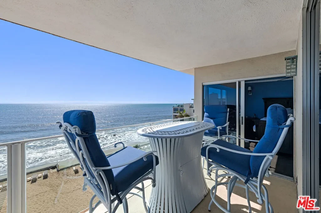 22548 Pacific Coast Highway 401, Malibu, California, United States. - Photo 11