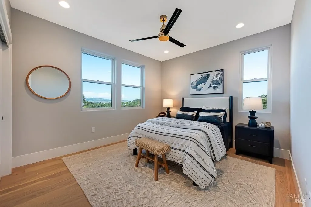 22 Oak Knoll Court, Petaluma, CA, 94952, USA, Petaluma, California, United States. - Photo 21