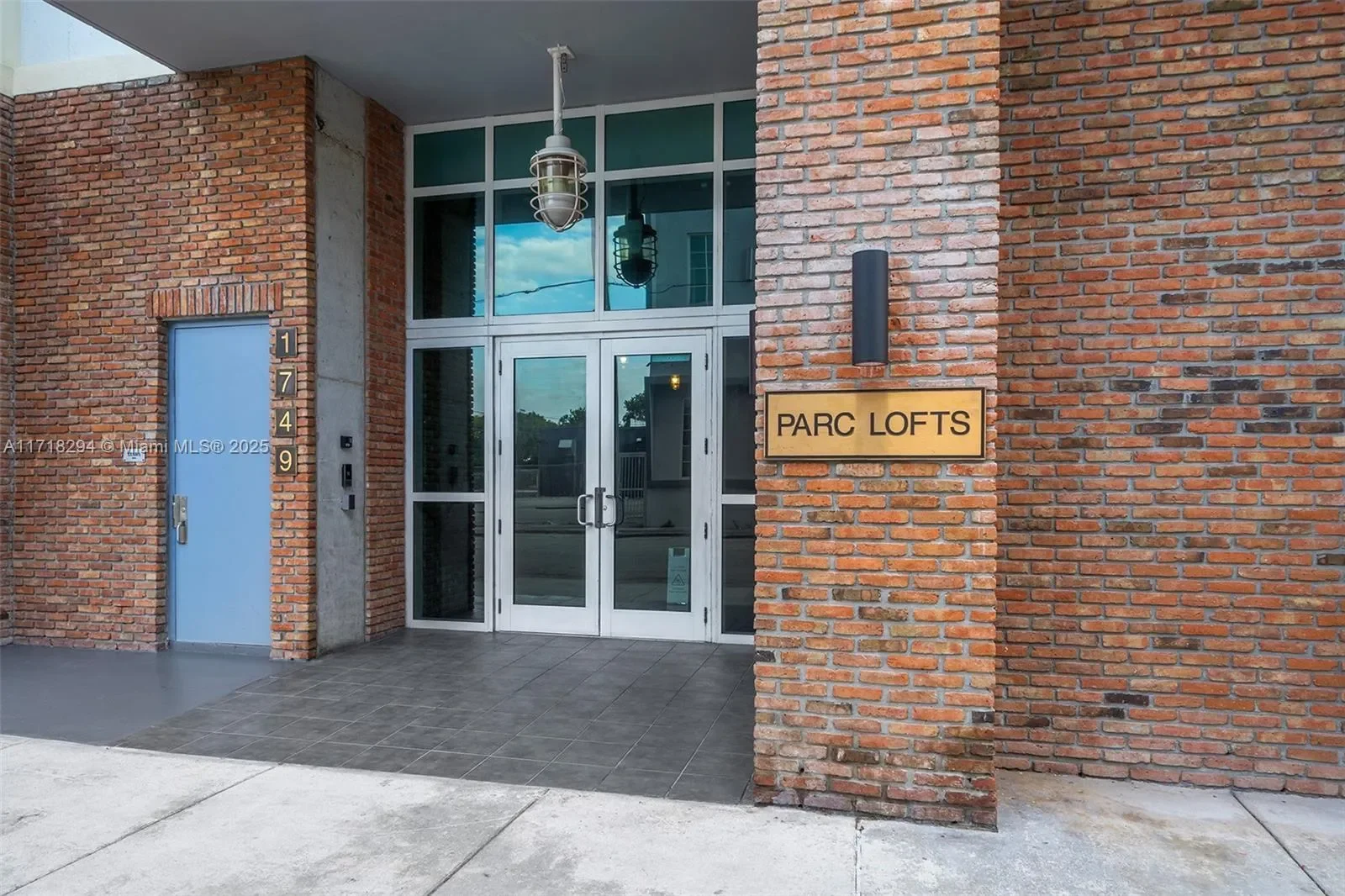 1749 NE Miami Ct, #606, Miami, Florida, United States. - Hero Image