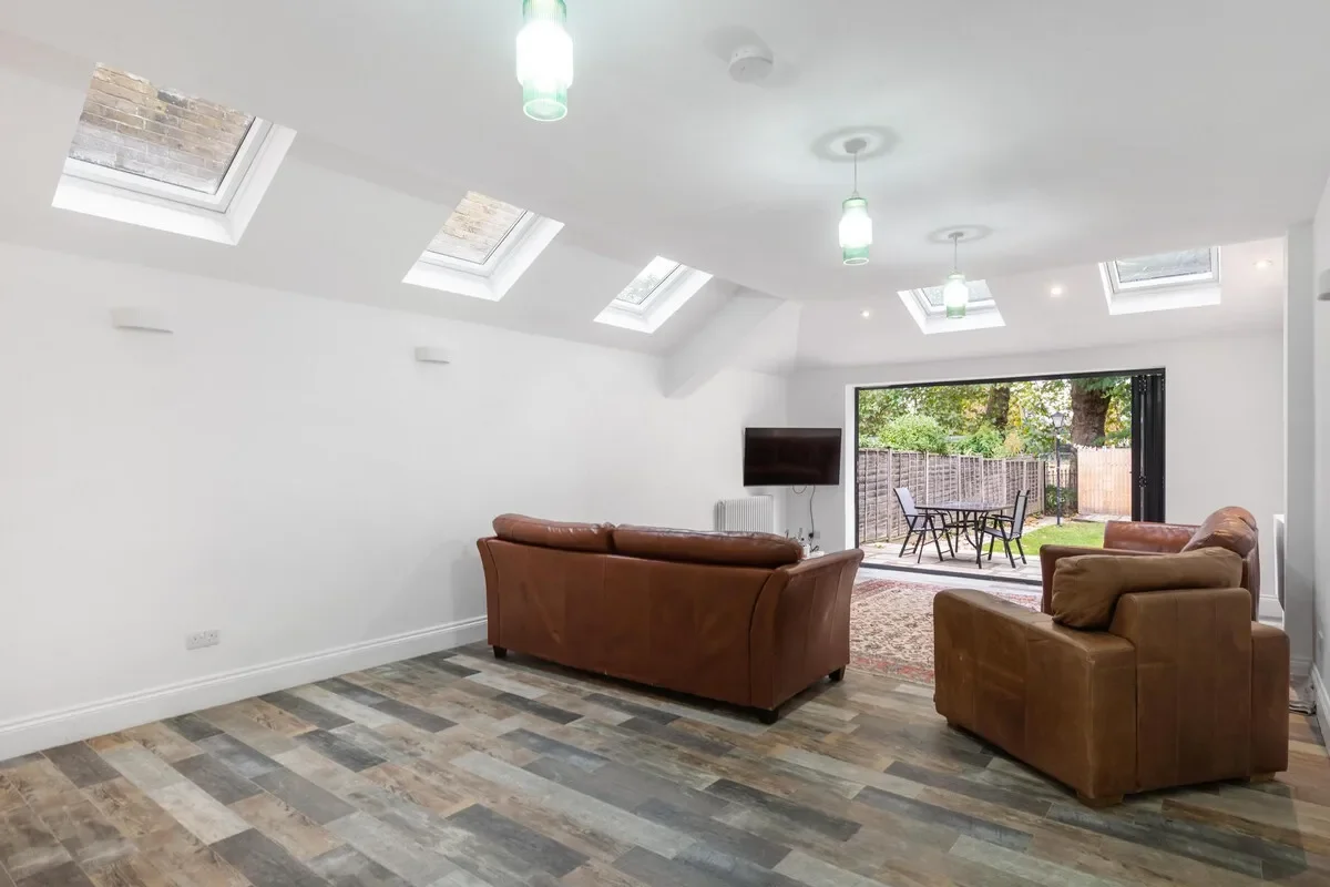 Gallery photo 6