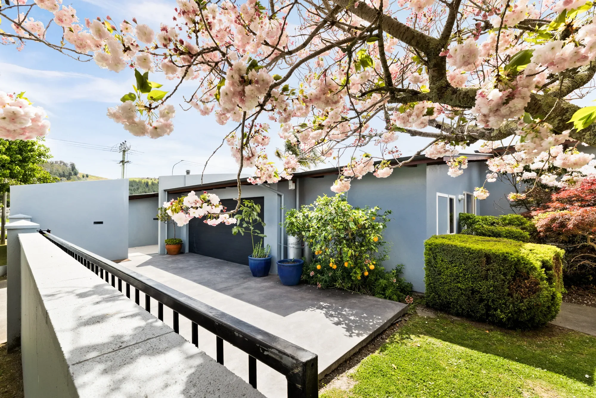 Exterior photo 10