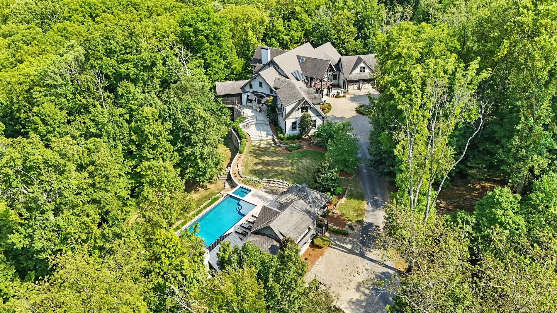 8501 Wolf Pen Branch Rd , Prospect, KY 40059, Prospect, Kentucky, United States. - Photo 33