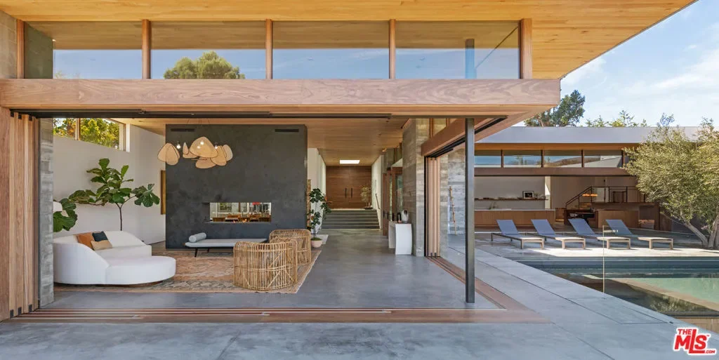6708 Wildlife Road, Malibu, California, United States. - Photo 22