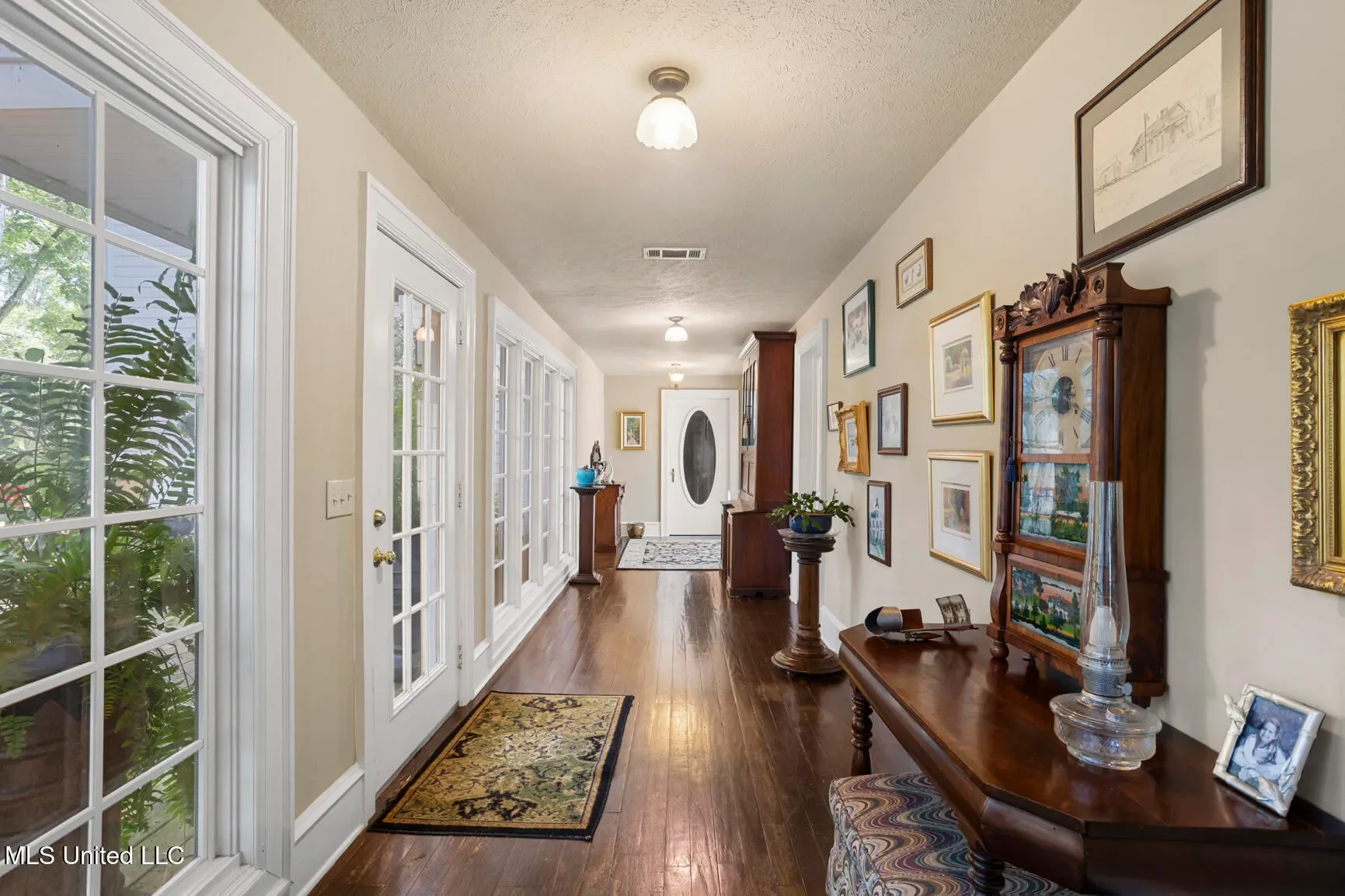 Gallery photo 10