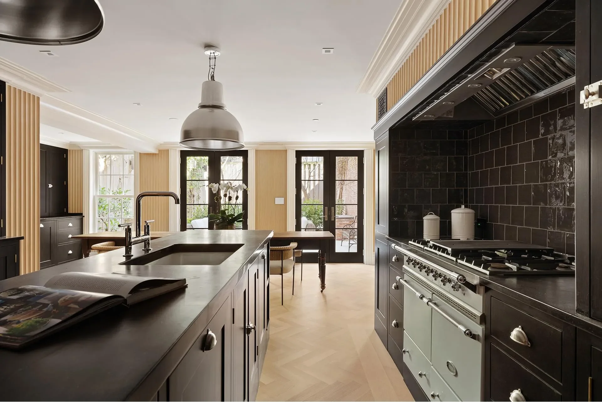 127 W 11TH ST, New York, New York, United States. - Photo 3