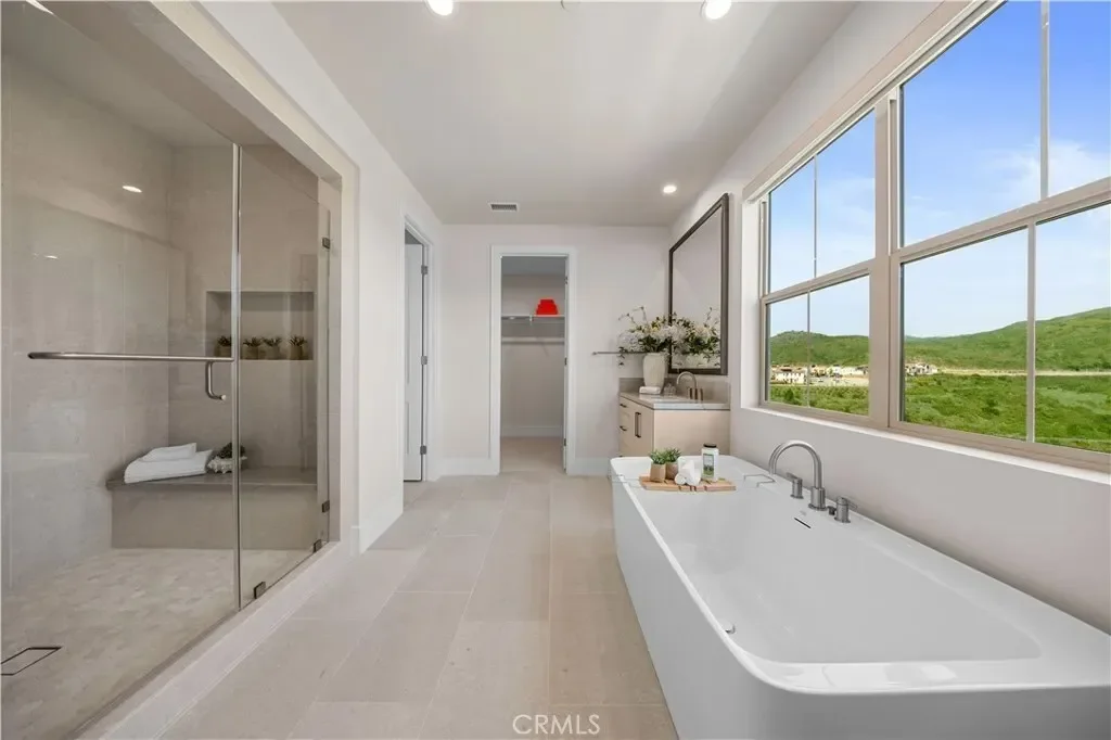 122 Mossvine, Irvine, California, United States. - Photo 29
