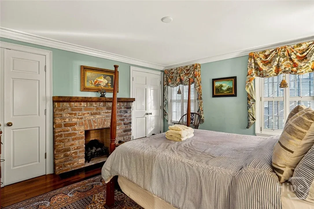 208 E Liberty Street, Savannah, Georgia, United States. - Photo 32