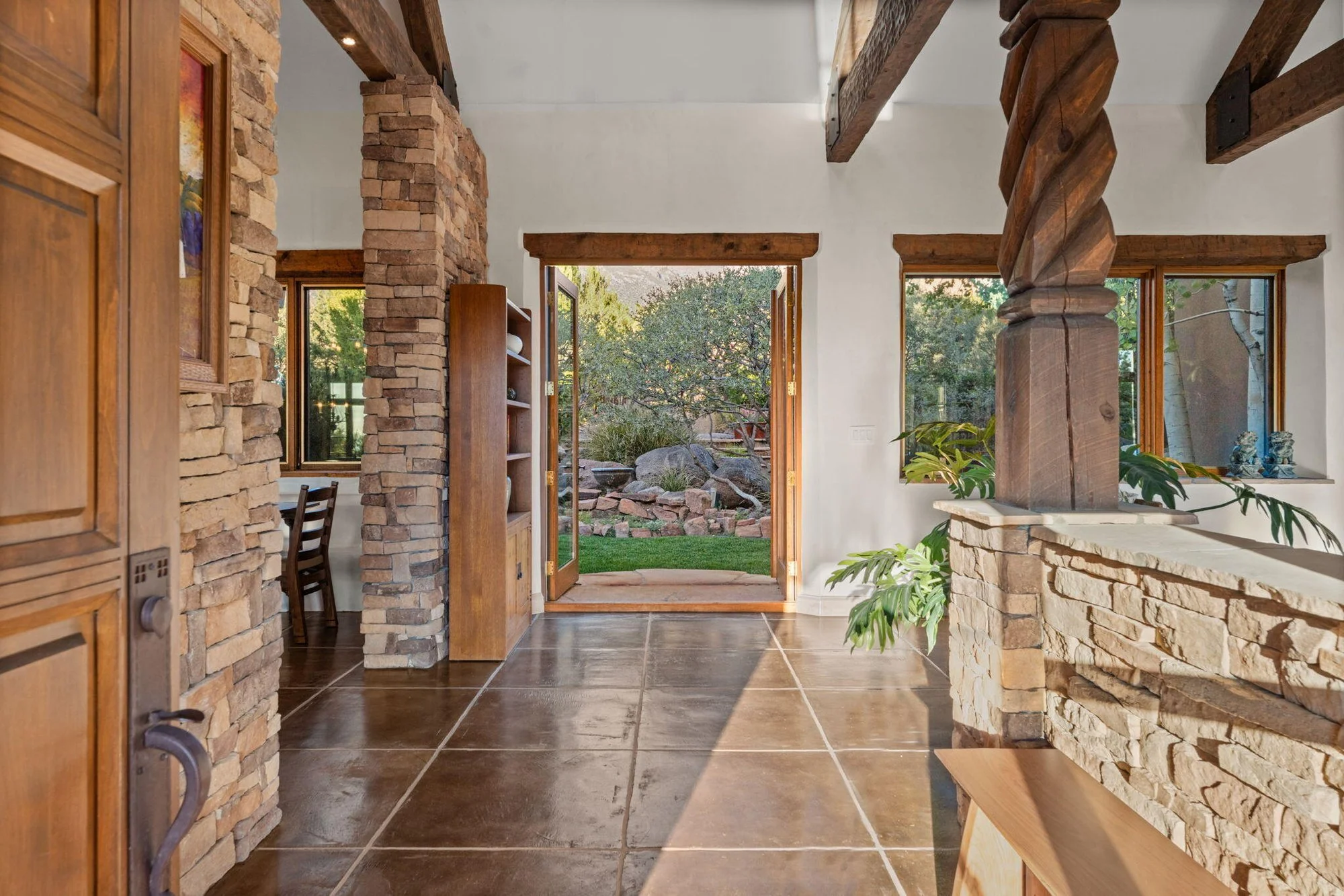 Gallery photo 3