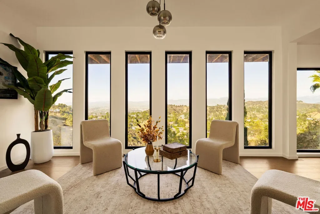 8620 Skyline Drive, Los Angeles, California, United States. - Photo 25