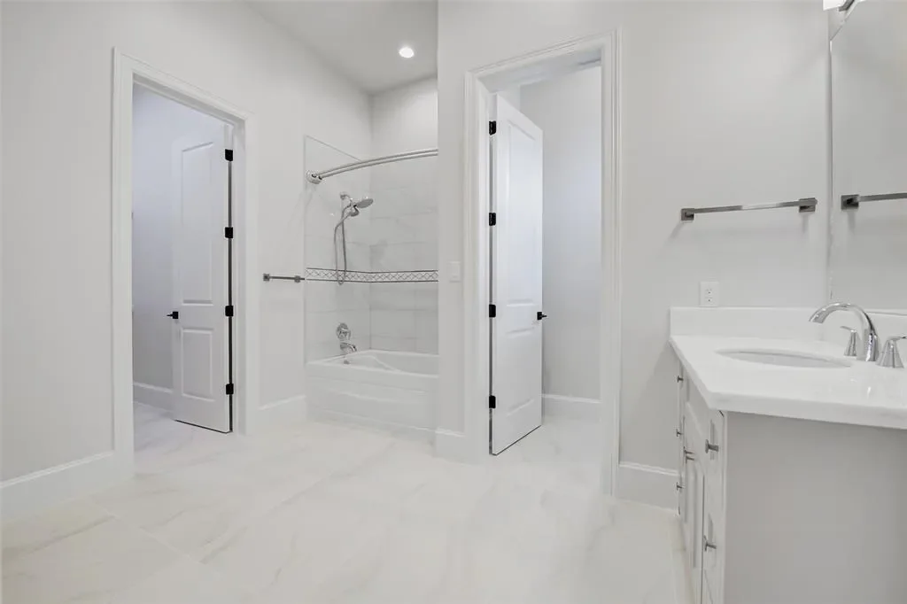 2822 Westgrove Lane, Houston, Texas, United States. - Photo 35