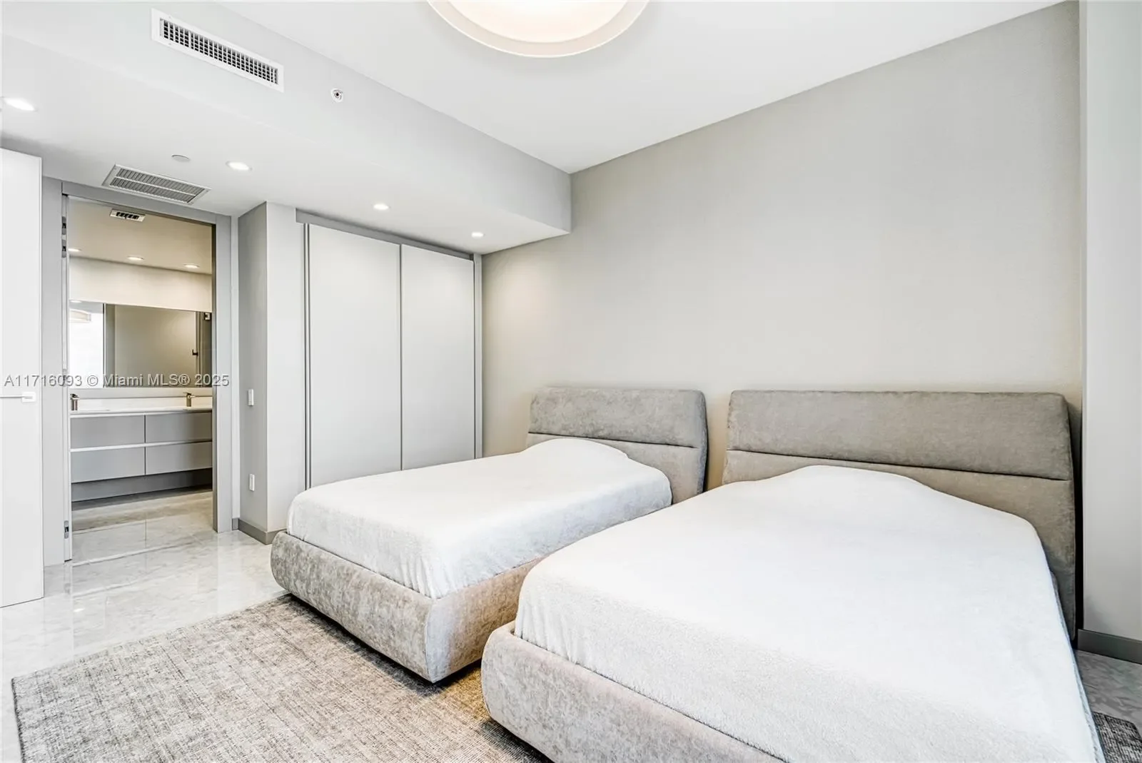 10295 Collins Ave 306, Bal Harbour, Florida, United States. - Photo 8