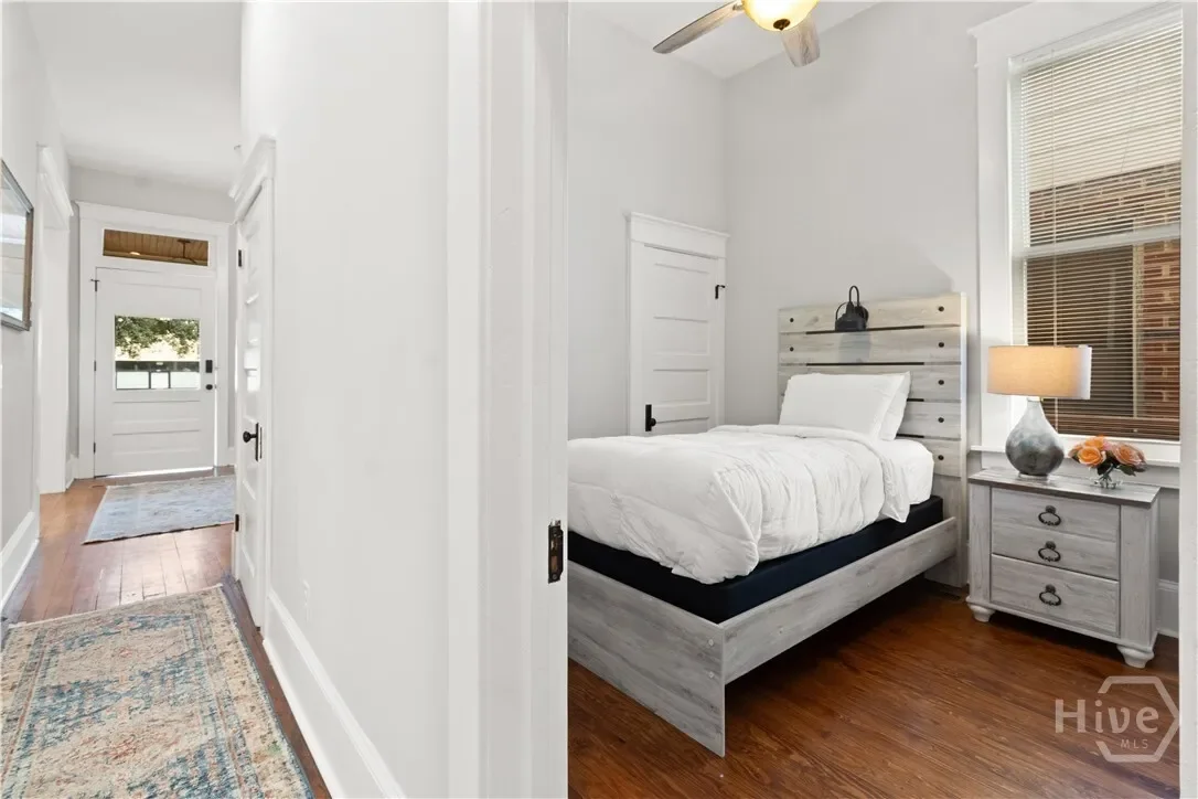 706 E Henry Street, Savannah, Georgia, United States. - Photo 52