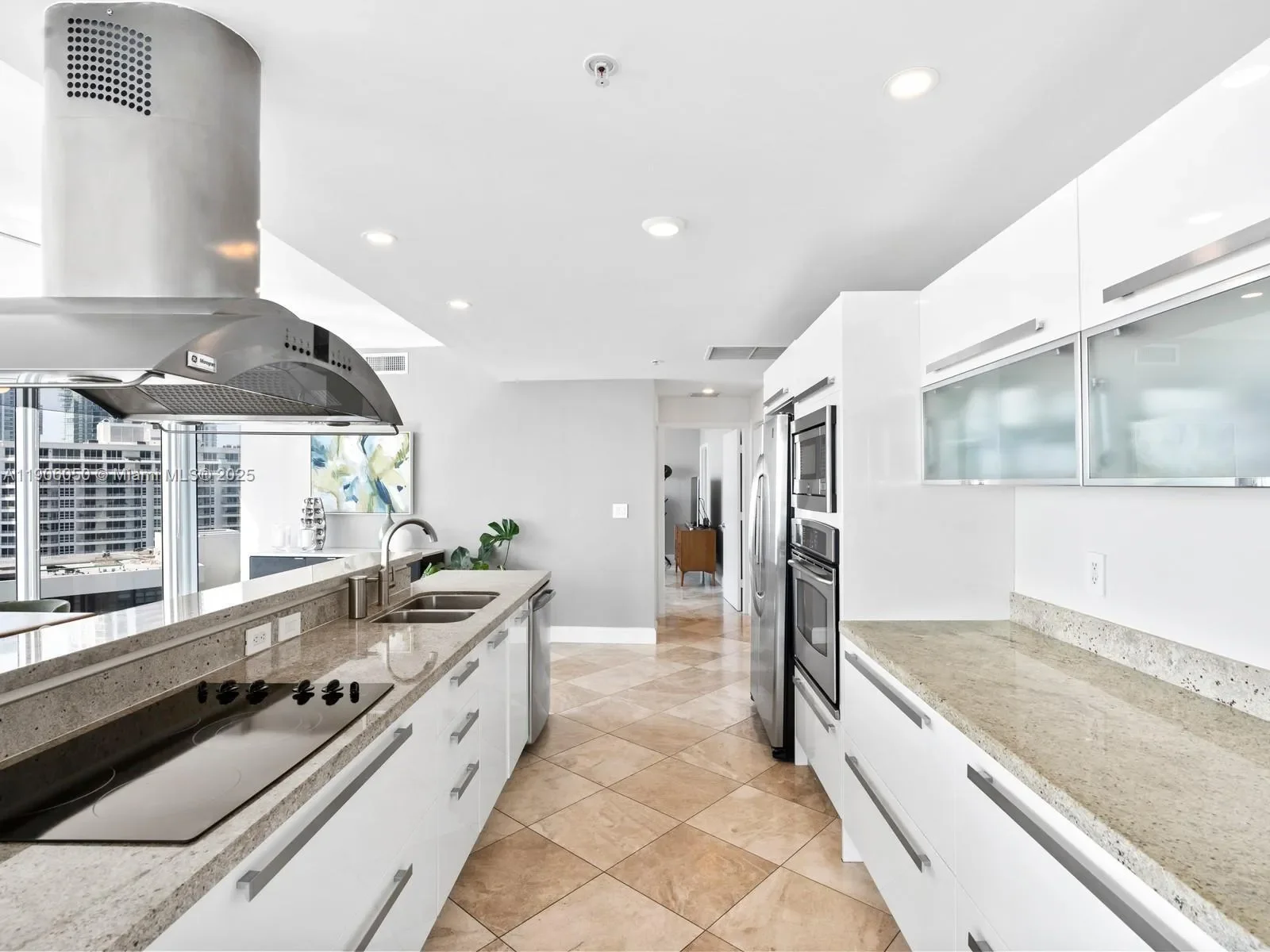 601 NE 36th St 2312, Miami, Florida, United States. - Photo 12