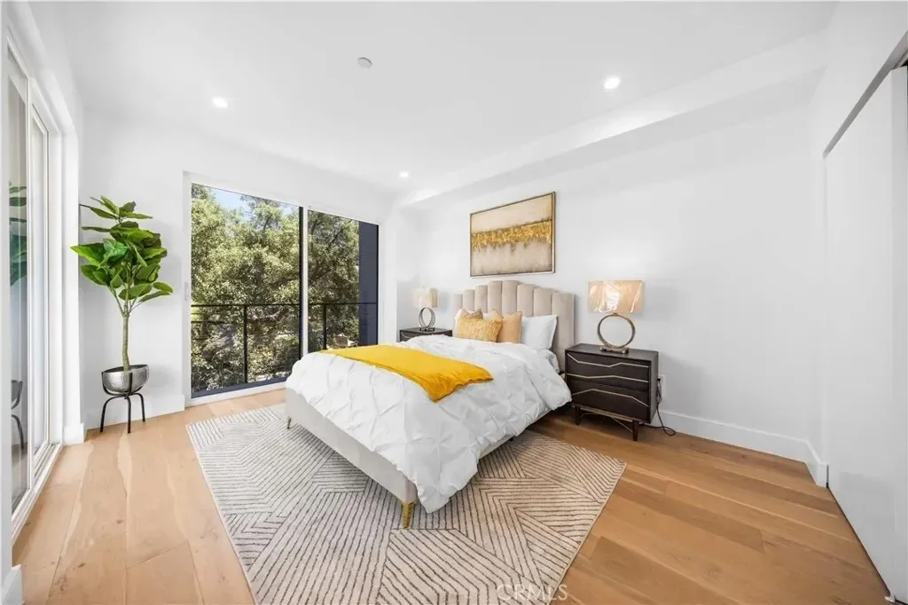 6050 E Burwood Avenue, Los Angeles, California, United States. - Photo 8