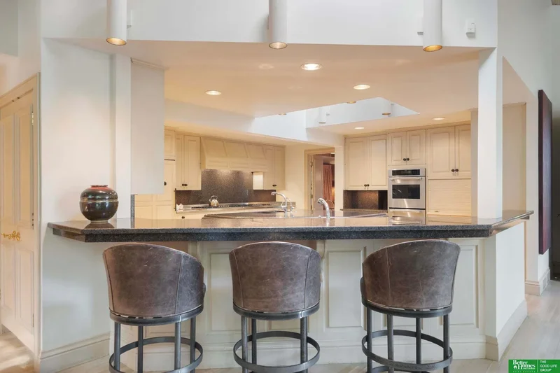 9465 Jackson Circle, Omaha, NE 68114, Omaha, Nebraska, United States. - Photo 37