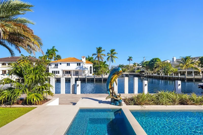 100 Royal Palm Drive, Fort Lauderdale, Florida, United States. - Photo 69