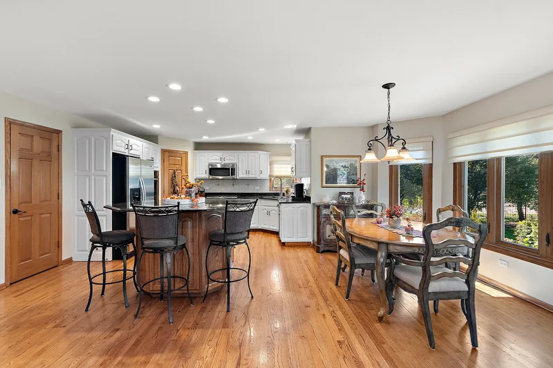 17140 Austin Lane, Orland Park, IL 60467, Orland Park, Illinois, United States. - Photo 13