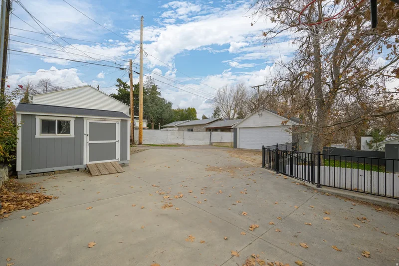 715 S 1100 E, Salt Lake City, Utah, United States. - Photo 29