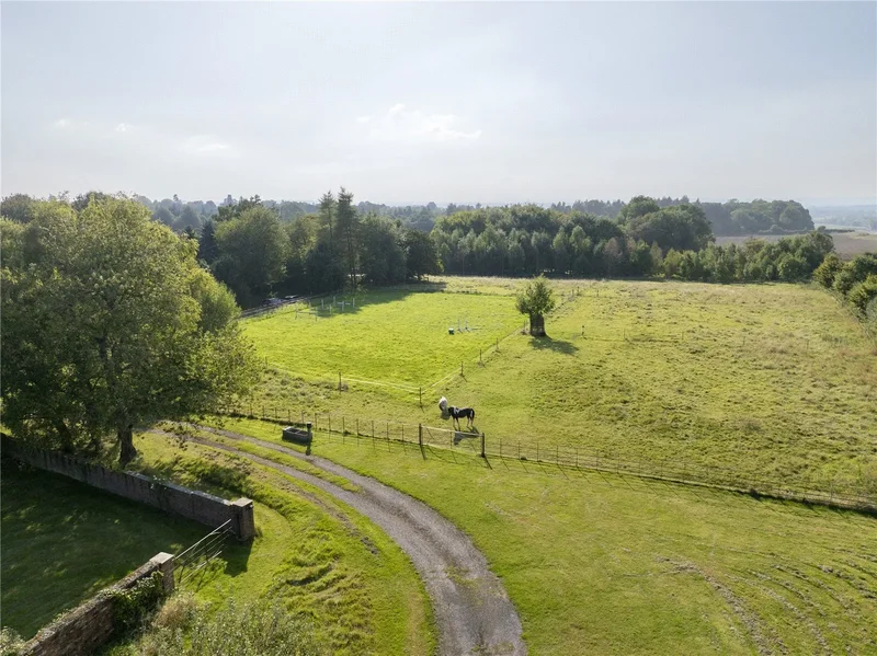 Roundway, Devizes, Wiltshire, Roundway, England, United Kingdom. - Photo 16